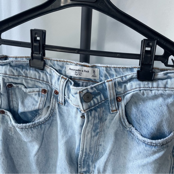 Light Blue Abercrombie High Rise Loose Jean - Picture 12 of 12